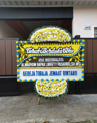 Papan Bunga Duka di X Koto Singkarak