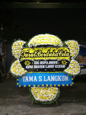 Papan Bunga Duka di X Koto Singkarak