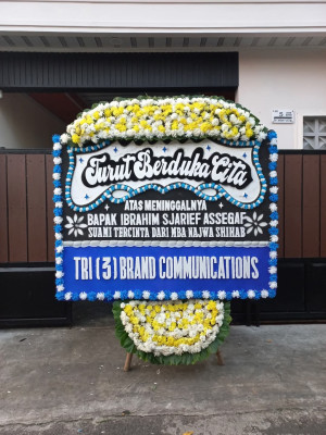 Papan Bunga Duka di X Koto Singkarak